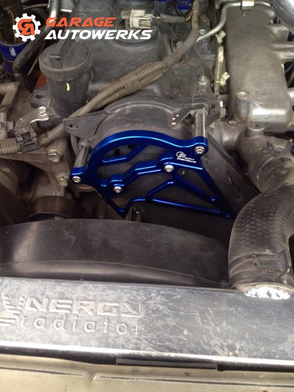 Toyota Hilux installed front engine cover holder